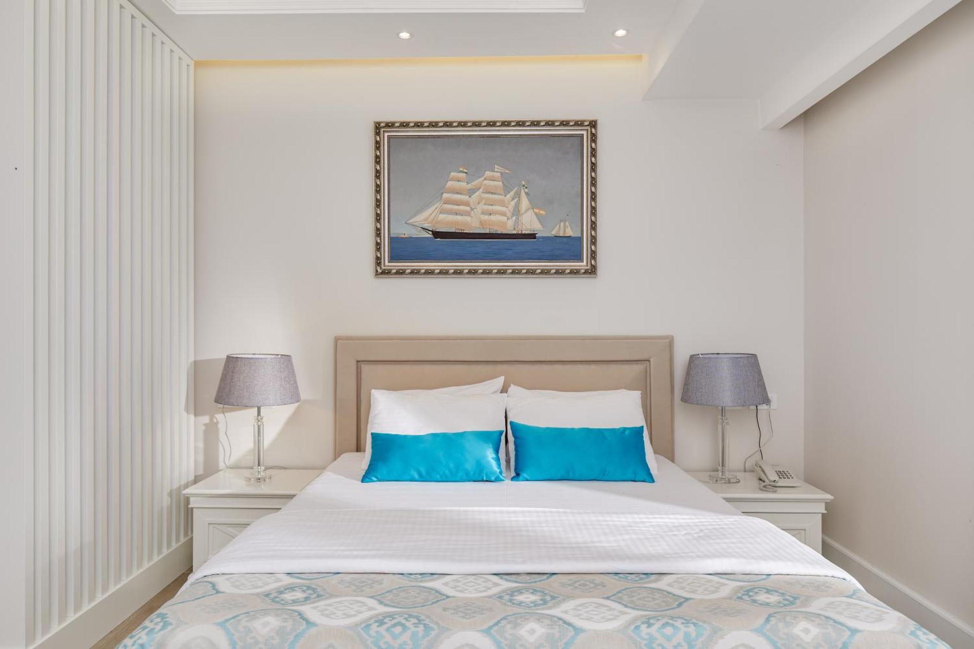 Hotel Libertas Котор Екстериор снимка